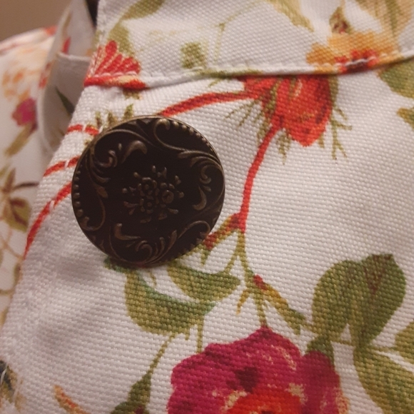 Floral Jean Jacket - Picture 7 of 15